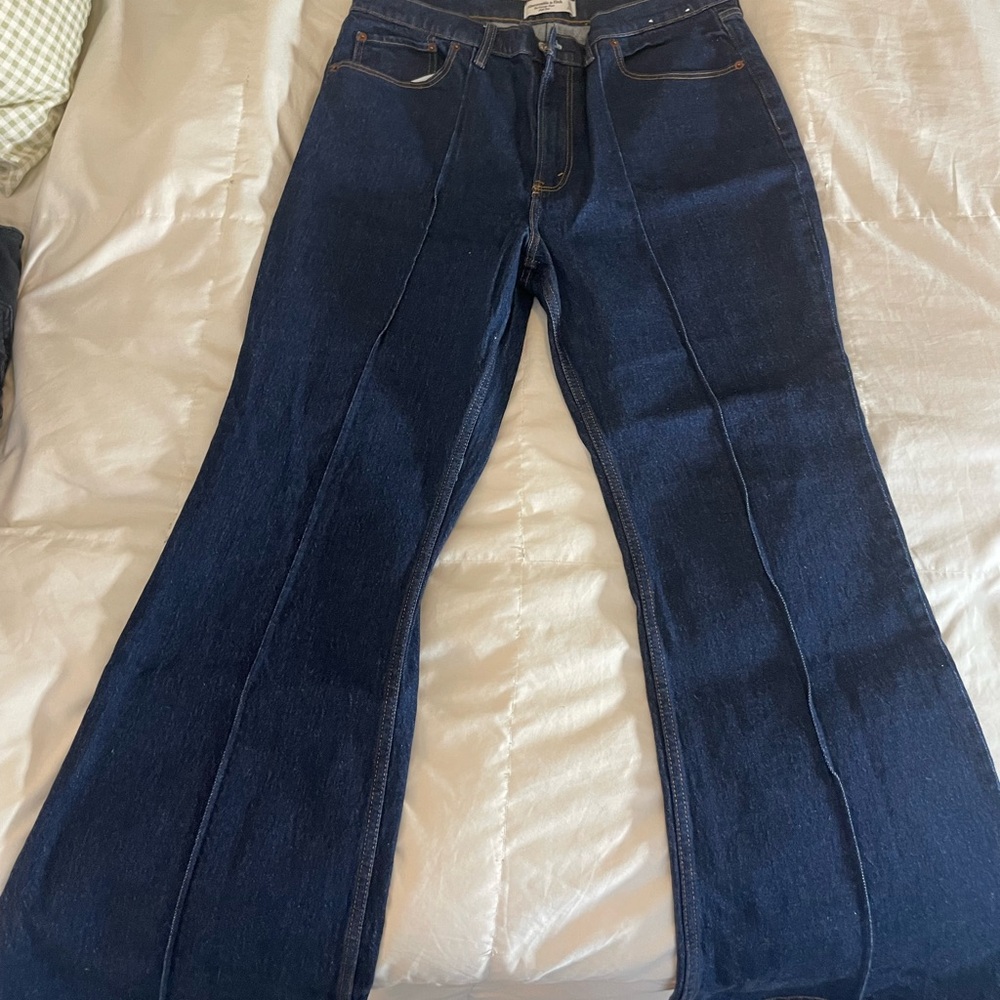 Abercrombie & Fitch Vintage Flare High Rise Blue Jean